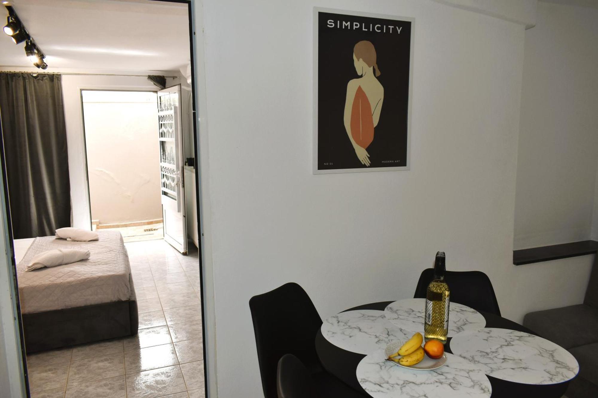 Ni & Νa Apartment อเล็กซานโดรโพลิส ภายนอก รูปภาพ