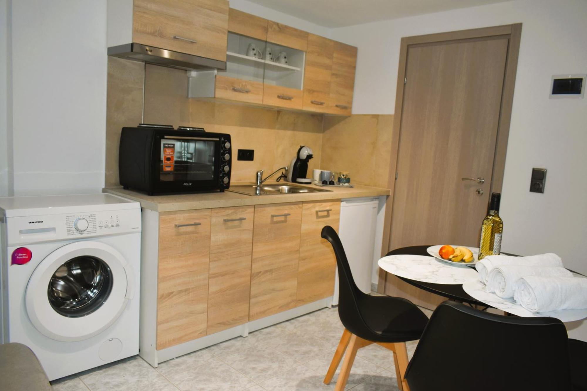 Ni & Νa Apartment อเล็กซานโดรโพลิส ภายนอก รูปภาพ