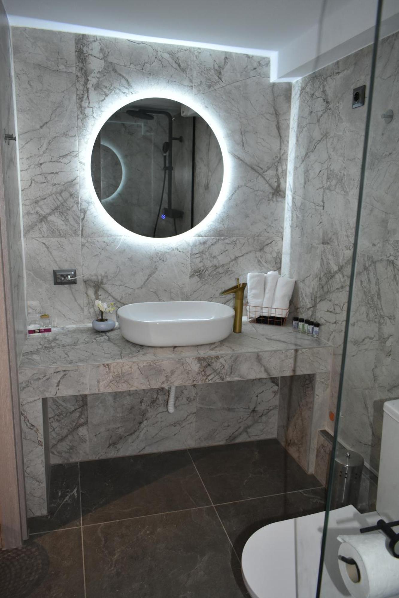 Ni & Νa Apartment อเล็กซานโดรโพลิส ภายนอก รูปภาพ